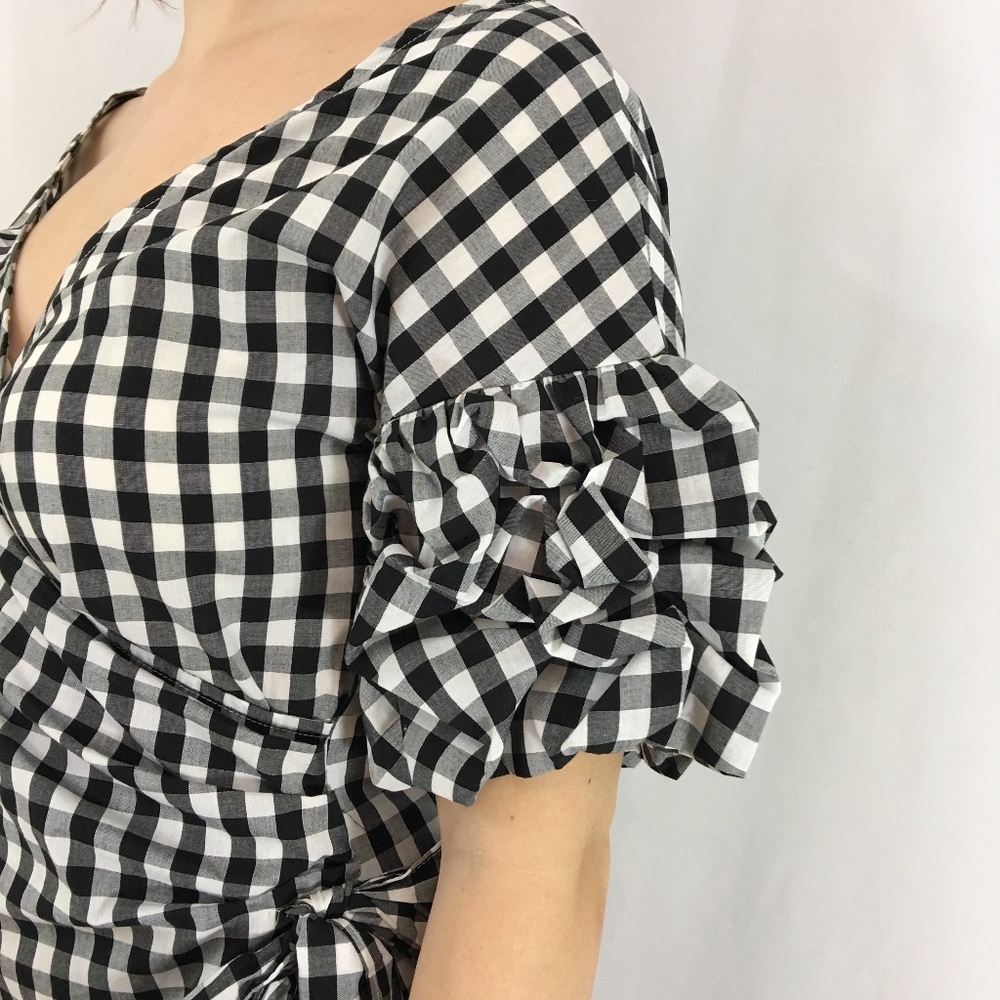 Black & White Gingham Wrap Dress with Puff Sleeves - Picture 5 of 8